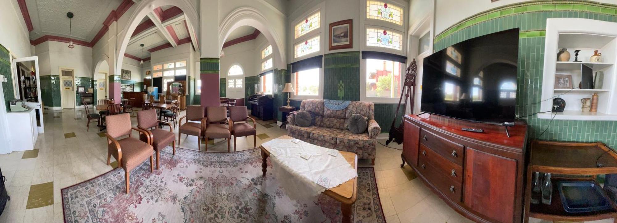 Historic Star Lodge And Station Masters House Нарандера Екстериор снимка